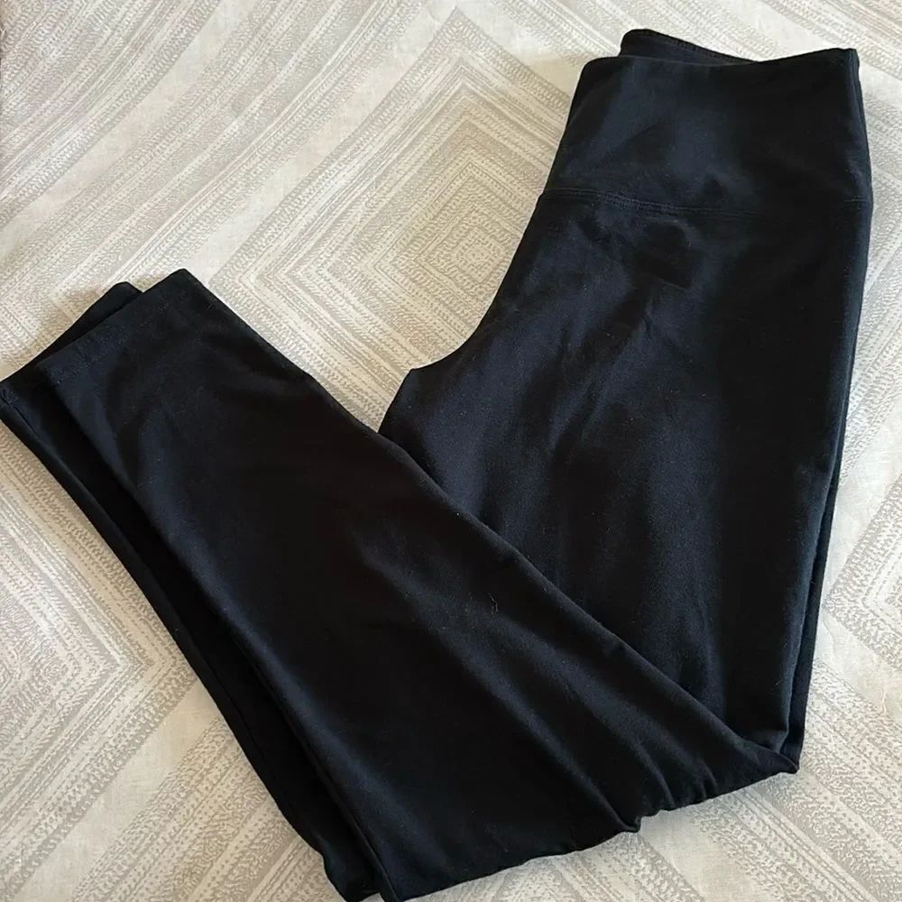 Sasha Women’s Basic Black High Waisted Leggings